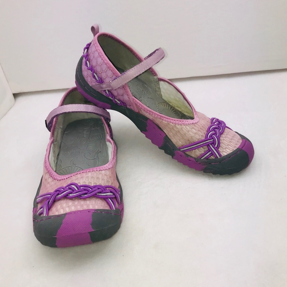 Jambu Mary Jane + All Terrain Design